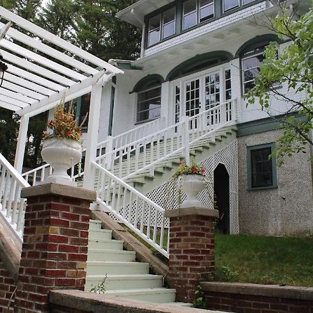The Hillside B&B. Home W/ Breakfast Service! Wisconsin Dells Kültér fotó